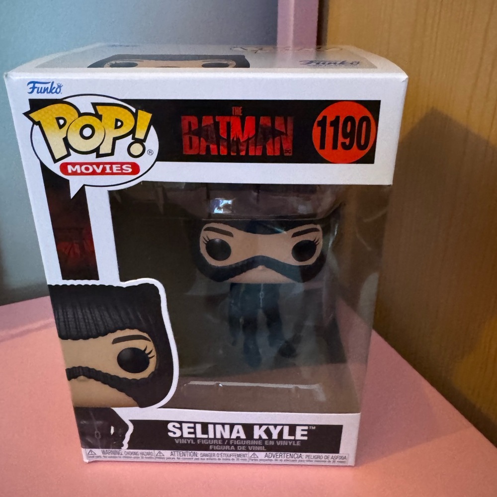 Funko Pop Selina Kyle in Black and Gray